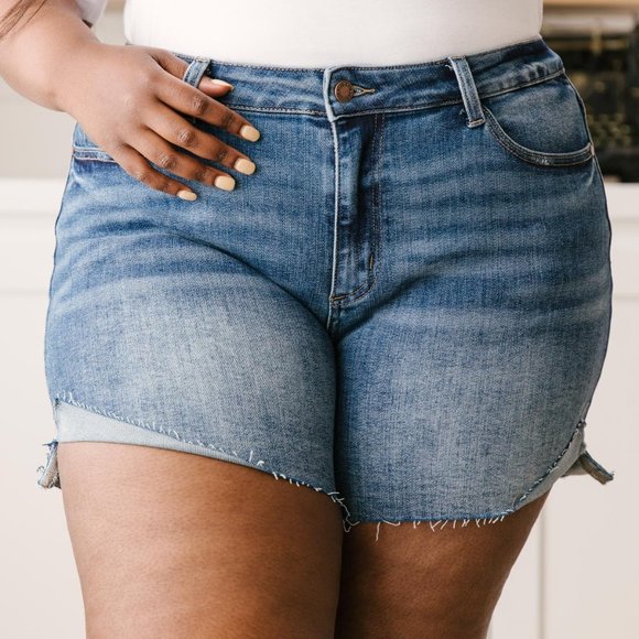 Judy Blue Tulip Denim Shorts - Picture 5 of 16